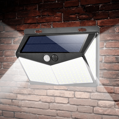 Solar Outdoor Light, Energy Efficient and Weather Resistant