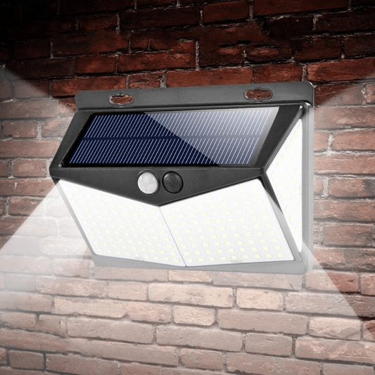Solar Outdoor Light, Energy Efficient and Weather Resistant