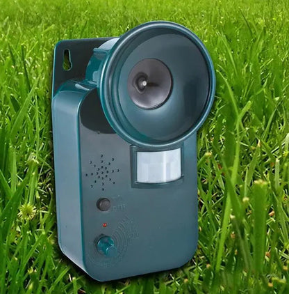 9V DC Ultrasonic Cordless Pest Repeller for Outdoor Use, Covers 5000 Sq Ft