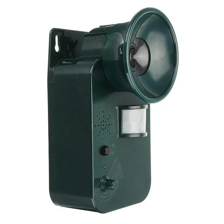 9V DC Ultrasonic Cordless Pest Repeller for Outdoor Use, Covers 5000 Sq Ft