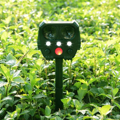 Ultrasonic Cat Repellent, Noise and Sonar Deterrent for Cats, Foxes, Rats, Squirrels, Dogs
