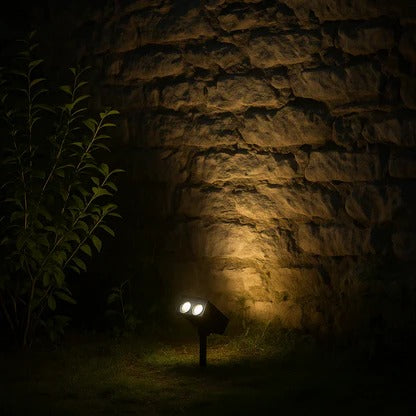 Solar LED Multi-Zoom Spotlight