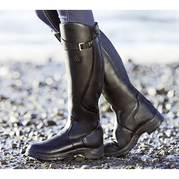 Waterproof Boots for Women, Durable and Stylish Footwear