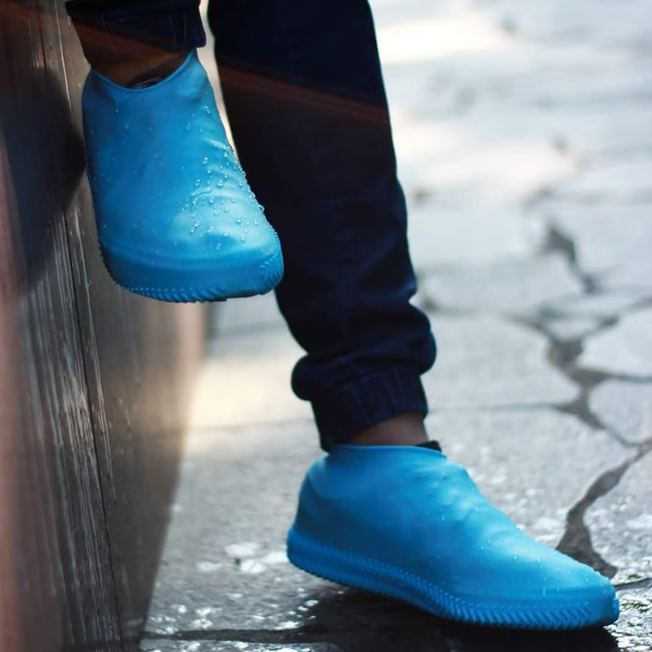 Ultra-Durable Non-Slip Shoe Covers, Keep Shoes Clean and Dry