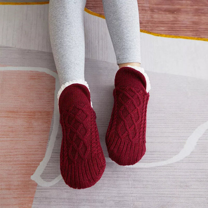 Non-slip Thermal Socks for Indoor Use
